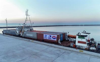 دو کشتی تجاری از مسیر کریدور بین المللی چین، قزاقستان، ایران وارد مجتمع بندری کاسپین شد