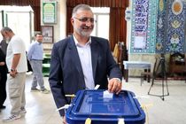 علیرضا زاکانی رای خود را به صندوق انداخت