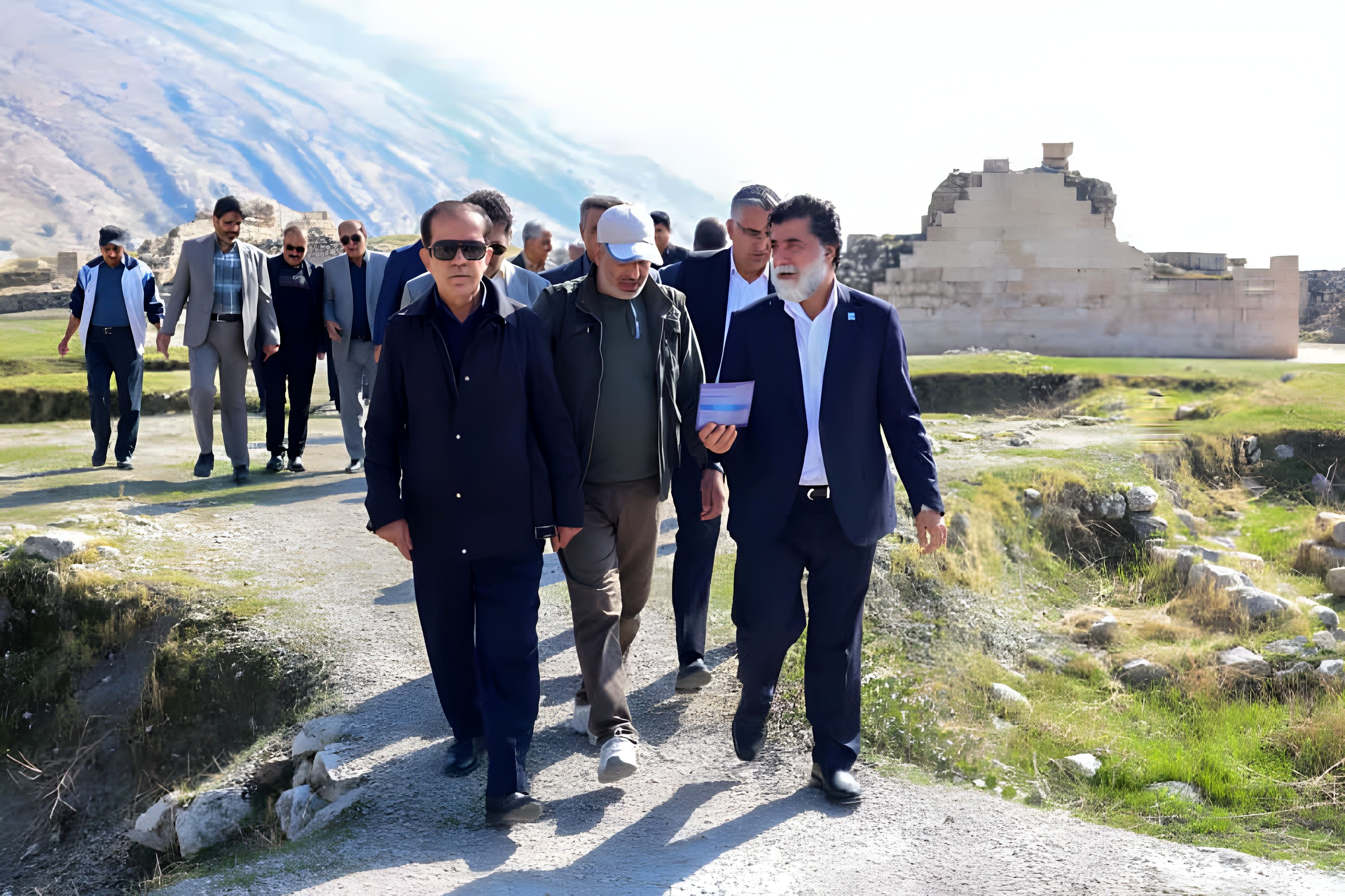 توسعه گردشگری بیشاپور باید با حفظ حریم و توجه به جوامع محلی انجام شود