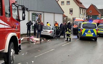 حمله یک خودرو به یک کارناوال در آلمان، 52 مجروح برجا گذاشت