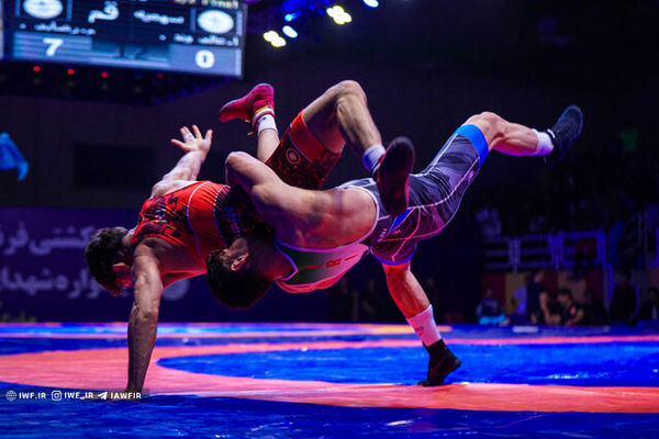 قهرمان کشتی فرنگی ایران به خوزستان رسید