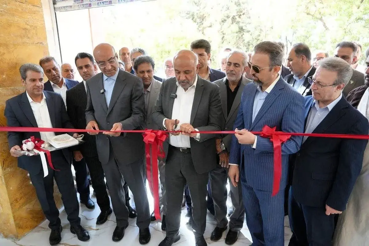 فاز سوم مجموعه فرهنگی و ورزشی کارگران کرمانشاه افتتاح شد