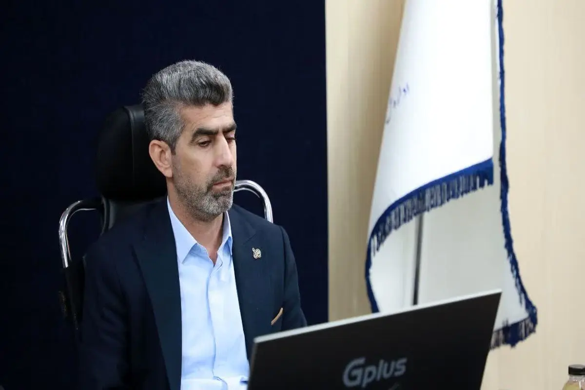 دانش آموزان 