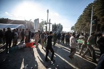 نمایندگان رهبر انقلاب با خانواده‌ شهدای حمله تروریستی در کرمان دیدار کردند