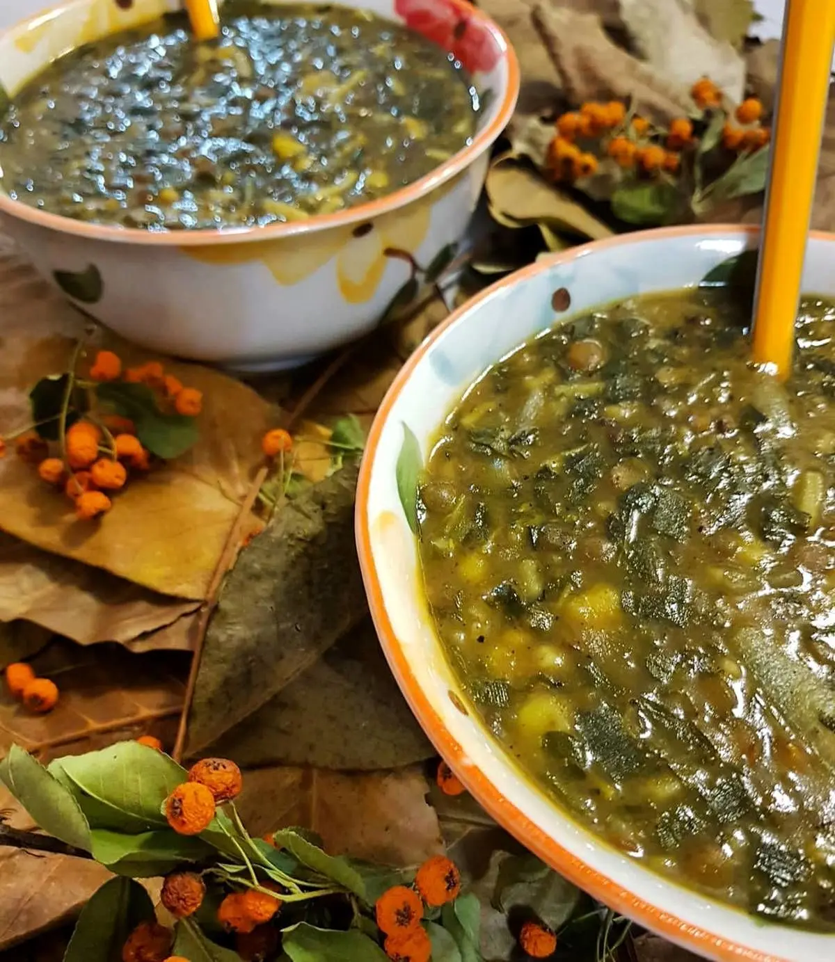 تو این روز های سرد یک آش فوق العاده تهیه کن / طرز تهیه آش اُماج با طعمی بی نظیر + فیلم