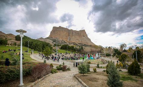 بازدید 29 هزار گردشگر از پارک کوهستانی صفه / رضایت 98 درصدی مسافران از برنامه های فرهنگی