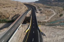 پل صلواتی در مسیر ایلام - مهران زیر بار ترافیک رفت