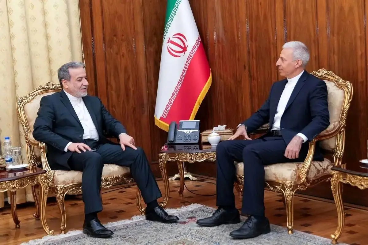 سرکنسول جدید ایران در گوانجو چین با وزیر امور خارجه دیدار کرد