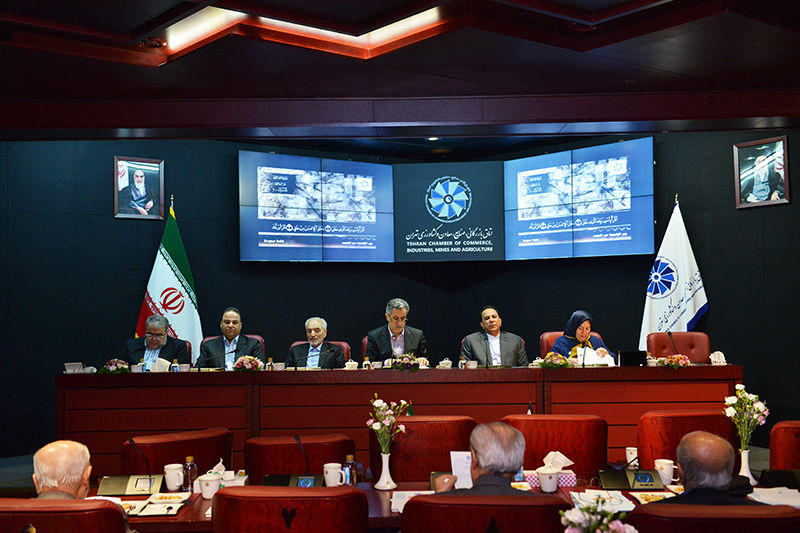 مطرح شدن فساد پتروشیمی ها در جلسه اتاق بازرگانی تهران