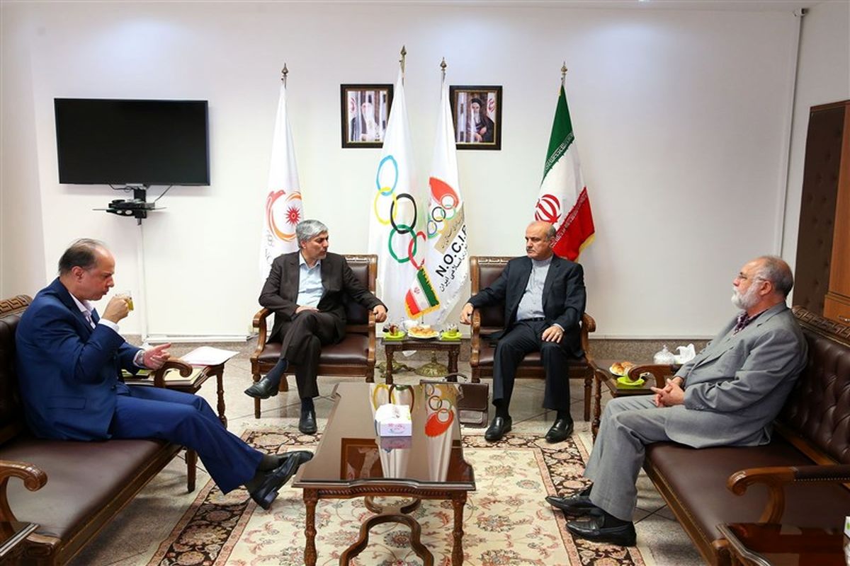 دیدار کیومرث هاشمی با سفیر ایران در ترکمنستان