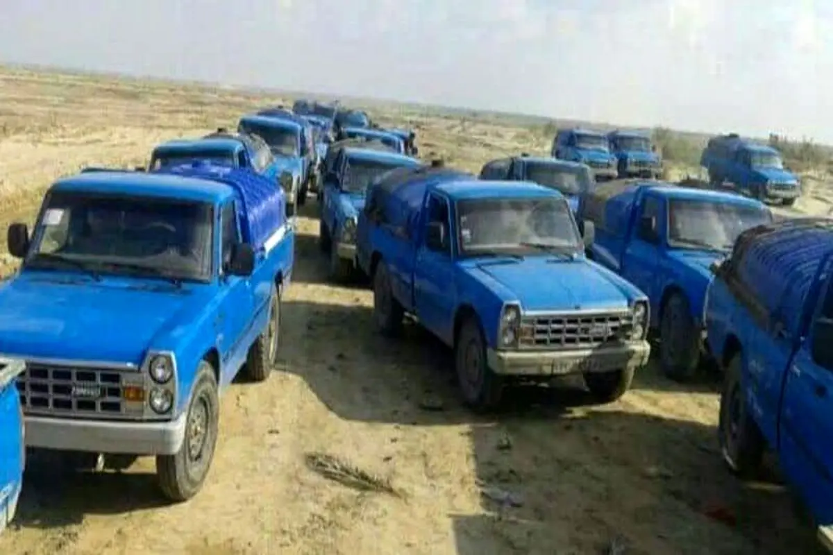 توقیف ۲۲ وانت نیسان حامل ۳۹ هزار لیتر سوخت قاچاق در میناب
