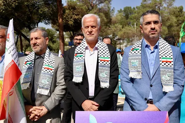 افتتاحیه معنوی جشنواره فیلم کودک با ادای احترام به شهدای جنگ و کودکان غزه