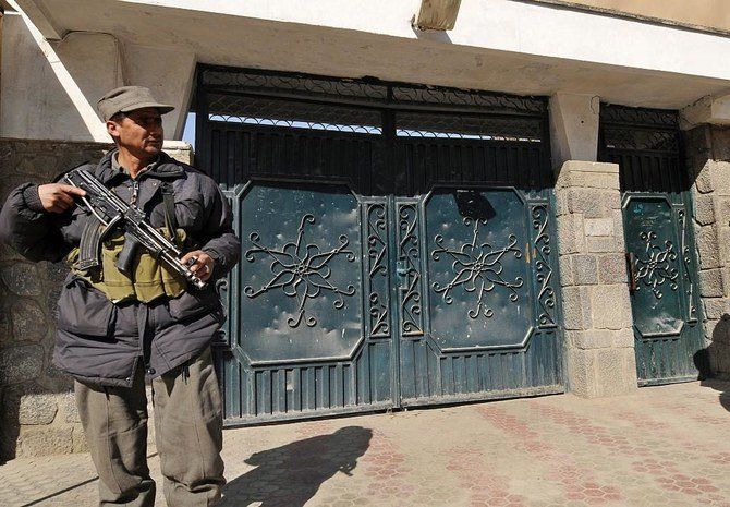 سفارت پاکستان در افغانستان عملیات صدور ویزا را متوقف کرد