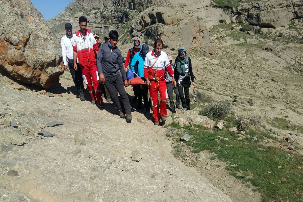 2 کوهنورد زن از ارتفاعات سقوط کردند