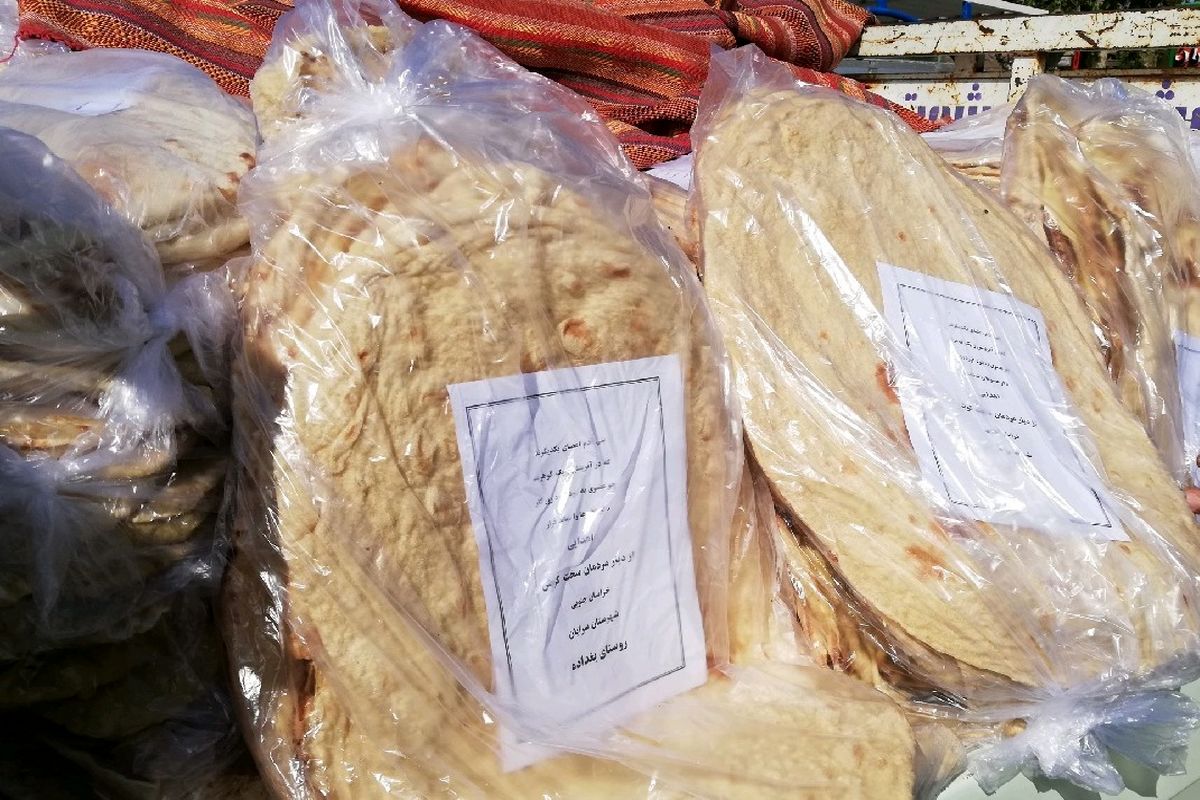 ارسال روزانه 7 هزار قرص نان از آران و بیدگل به مناطق سیل زده  در خوزستان