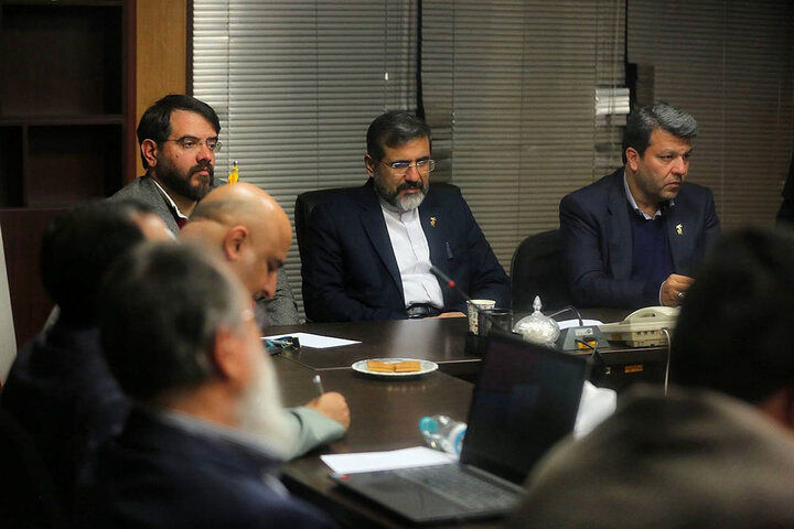 وزیر فرهنگ و ارشاد اسلامی از دبیرخانه جشنواره بین‌المللی فیلم فجر بازدید کرد