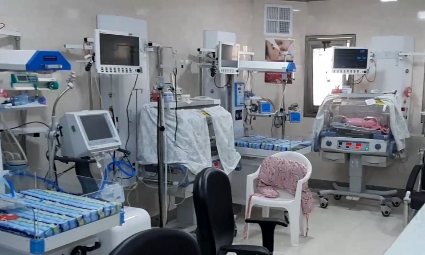 بخش مراقبت های ویژه نوزادان در بیمارستان شهدای لنجان افتتاح شد