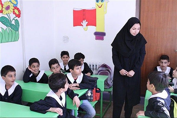 راه‌اندازی فعالیت‌های فرهنگی معلمان در آینده نزدیک