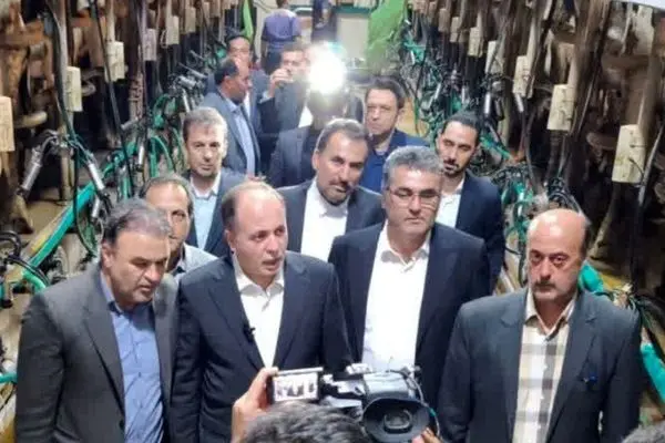 وزیر جهاد کشاورزی از مجتمع کشت و صنعت مغان بازدید نمود
