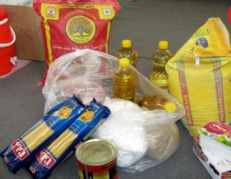 توزیع یکهزار بسته غذایی بین مددجویان بهزیستی دزفول