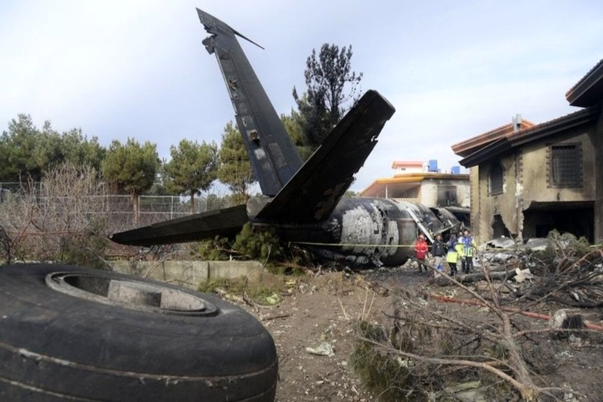 13 ارتشی در سانحه سقوط هواپیما به شهادت رسیدند/ هواپیما اجاره ای نبوده ! / ماموریت قرقیزستان-تهران آموزشی بوده 