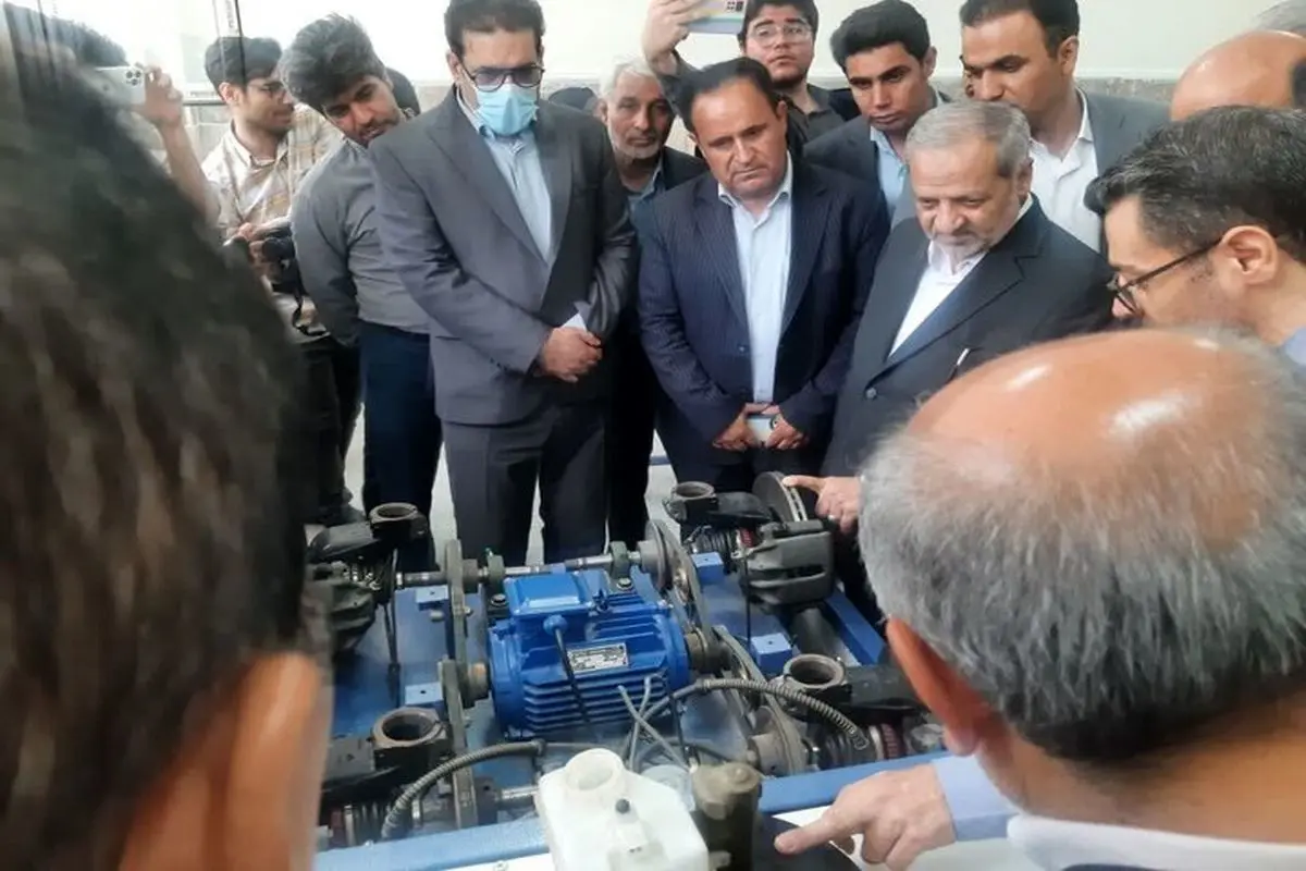 وزیر آموزش و پرورش بر گسترش هنرستانها و مهارتآموزی در کشور تاکید کرد