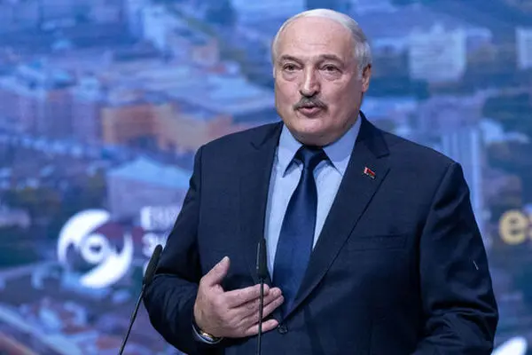 رئیس‌جمهور بلاروس تهدید ناتو به سرنگونی هواپیماهای روسی را «حقه» خواند