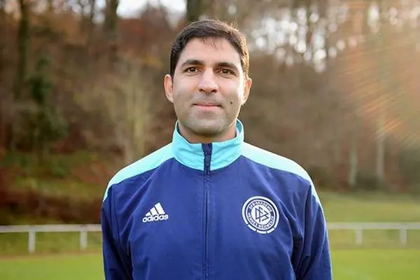 سایت آلمانی t-online به پایان کار زودهنگام وحید هاشمیان در پرسپولیس پرداخت