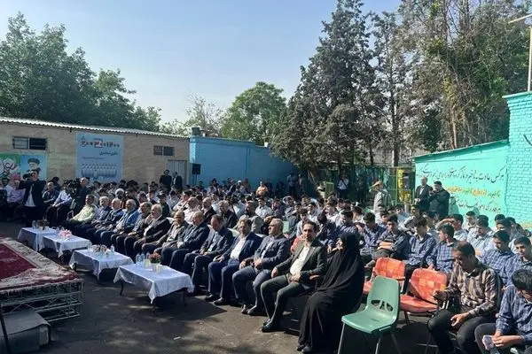 معلمان و دانش‌آموزان سفیران و مروجان مصرف بهینه آب و برق هستند