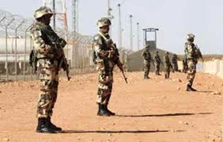 اقدامات امنیتی الجزایر در مرز با لیبی / دیوار کشی برای مقابله با ورود تروریست ها