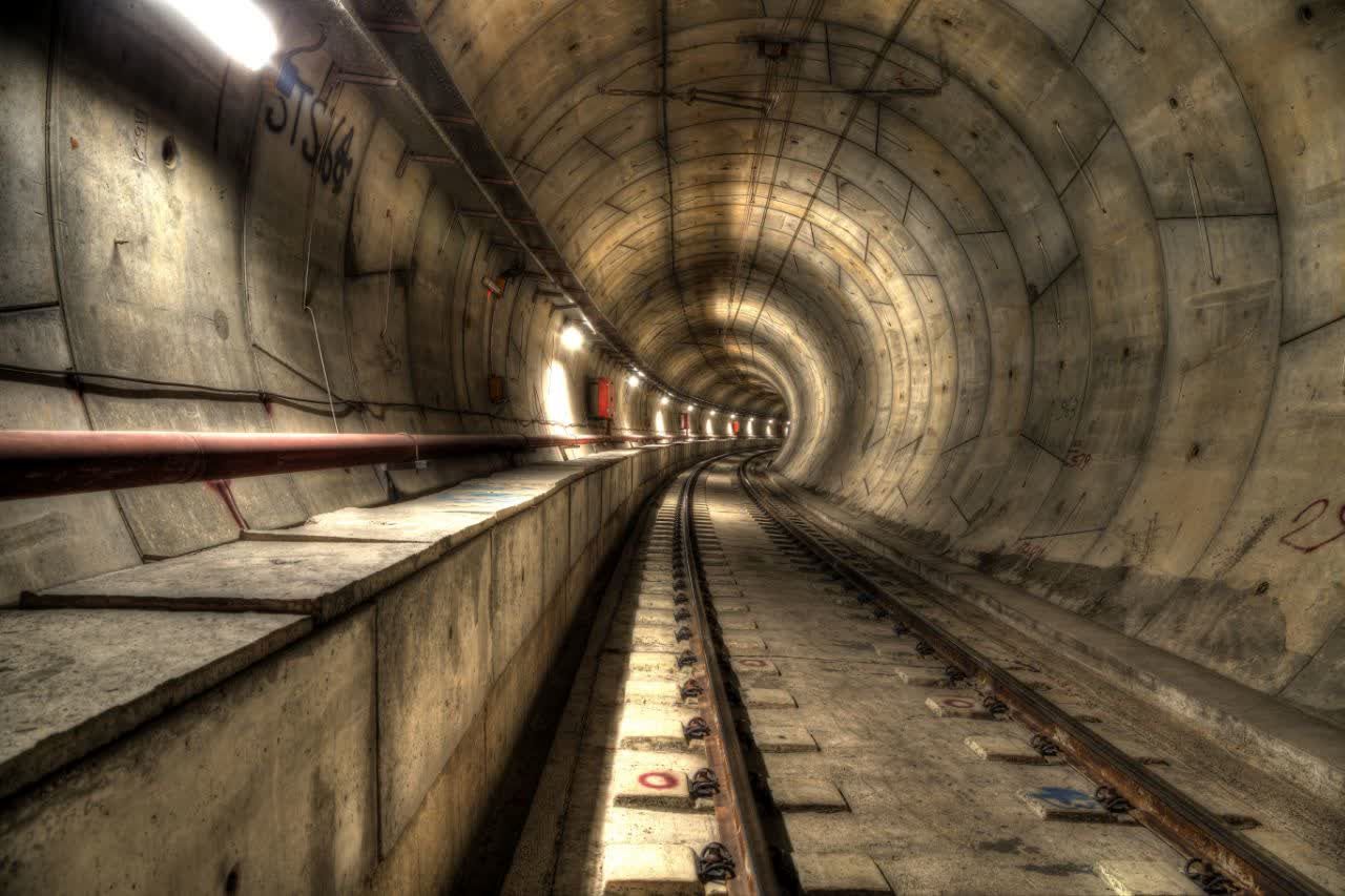 ریزش در تونل‌های خط ۲ مترو شیراز صحت ندارد