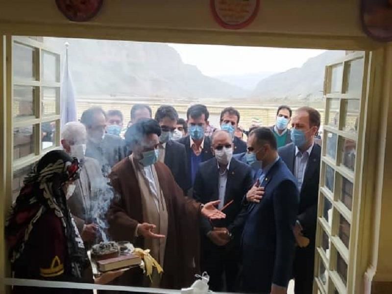 افتتاح مدرسه سه کلاسه شهید ابراهیم گاوکش با مشارکت بانک مسکن شهرستان پلدختر