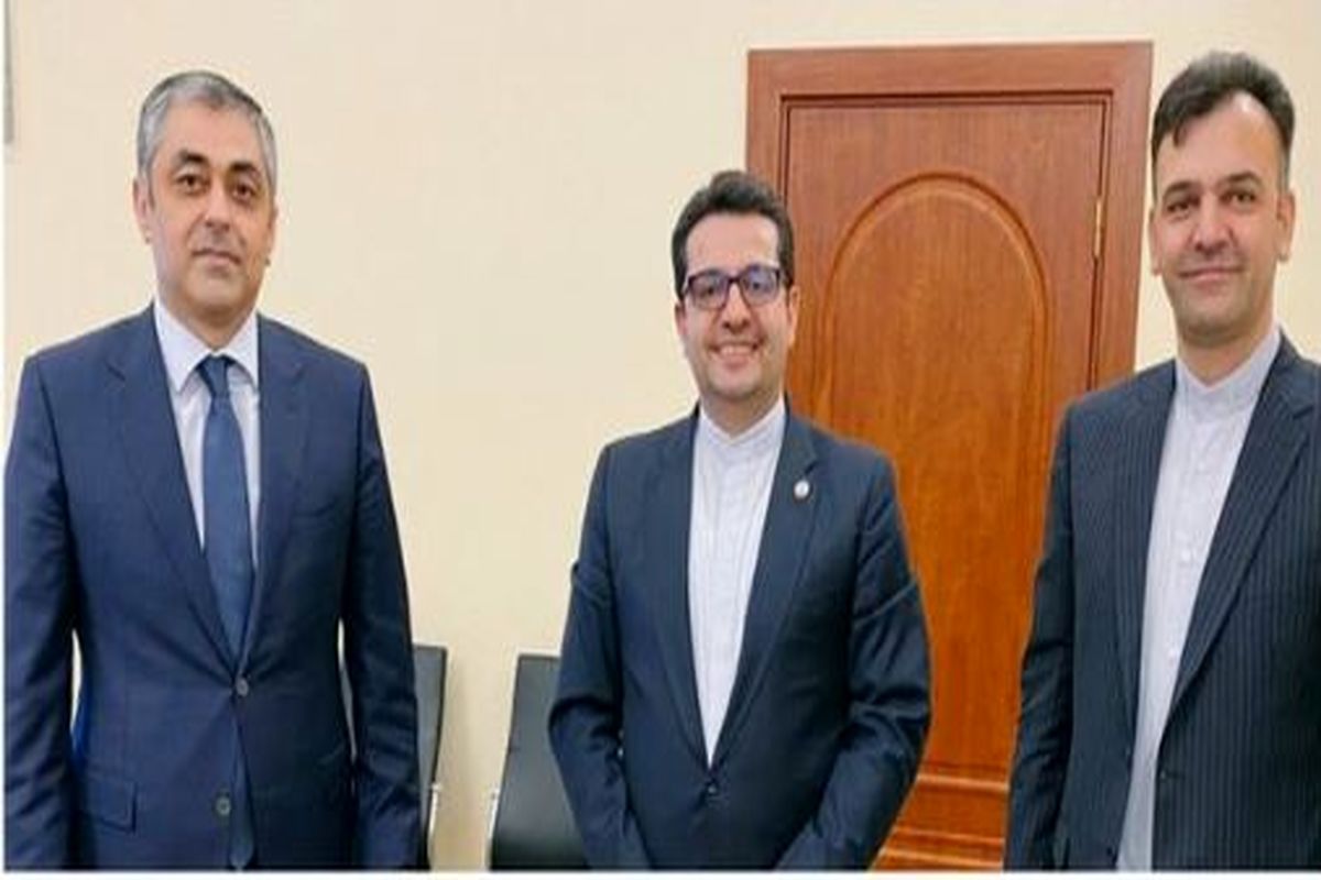 دیدار و گفتگو سفیر ایران در باکو با وزیر حمل و نقل و ارتباطات آذربایجان