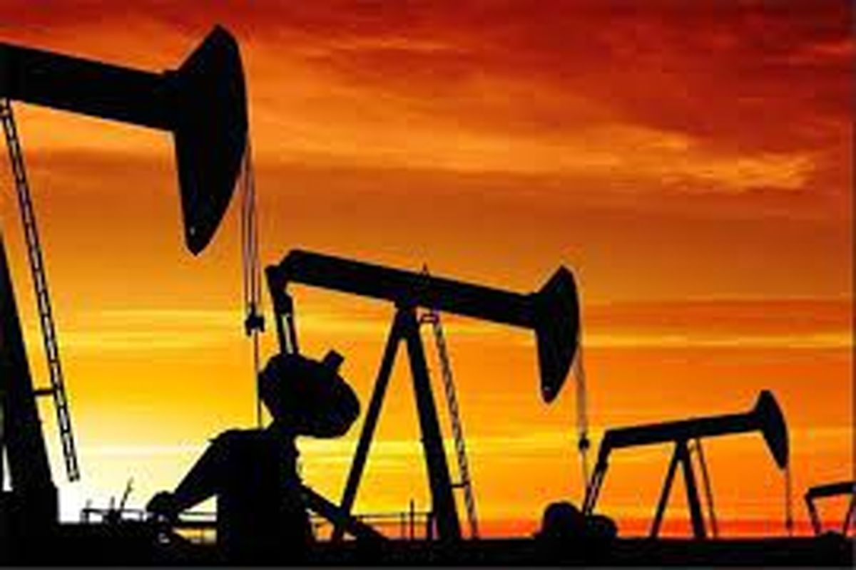 دولت طی ۷ ماه ۱۹۵ هزار میلیارد تومان از نفت درآمد داشت