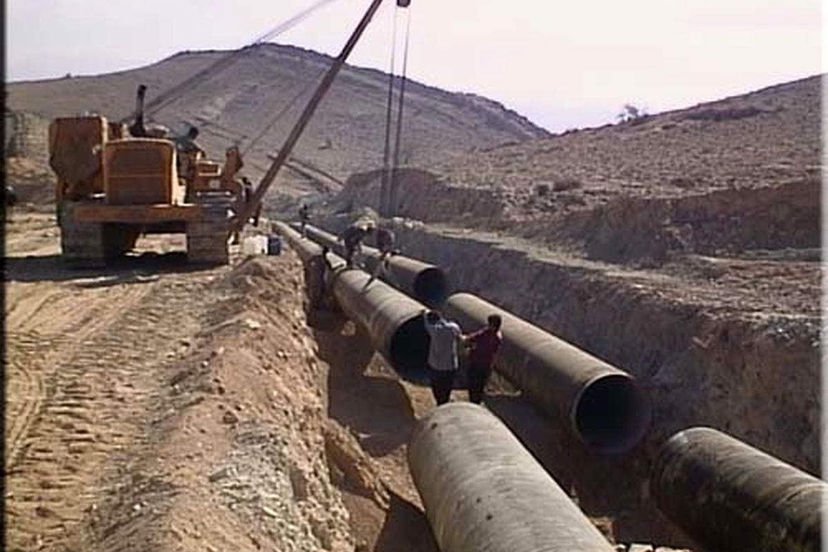 بازسازی و نوسازی بیش از ۲۰ کیلومتر شبکه توزیع آب شهرهای لرستان
