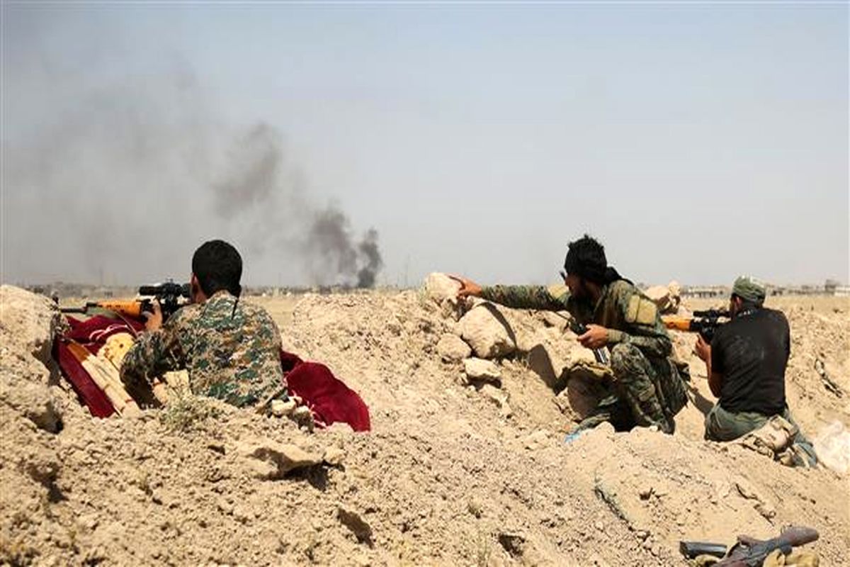 داعش در منطقه بین السخنه و دیرالزور به محاصره نیروهای ارتش سوریه در آمده‌اند