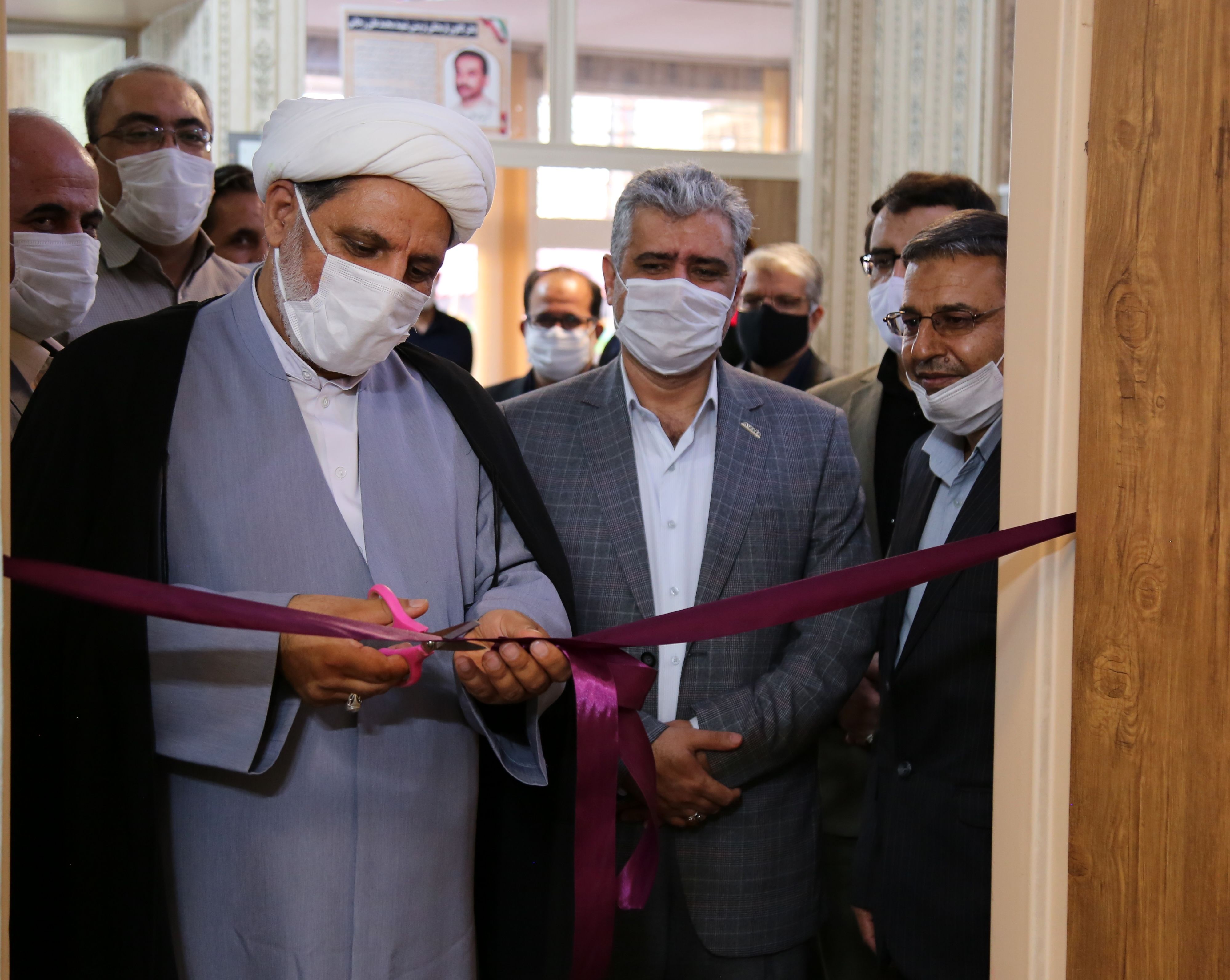 افتتاح مرکز نیکوکاری "مداد رنگی" برای حمایت از دانش‌آموزان نیازمند در اصفهان 