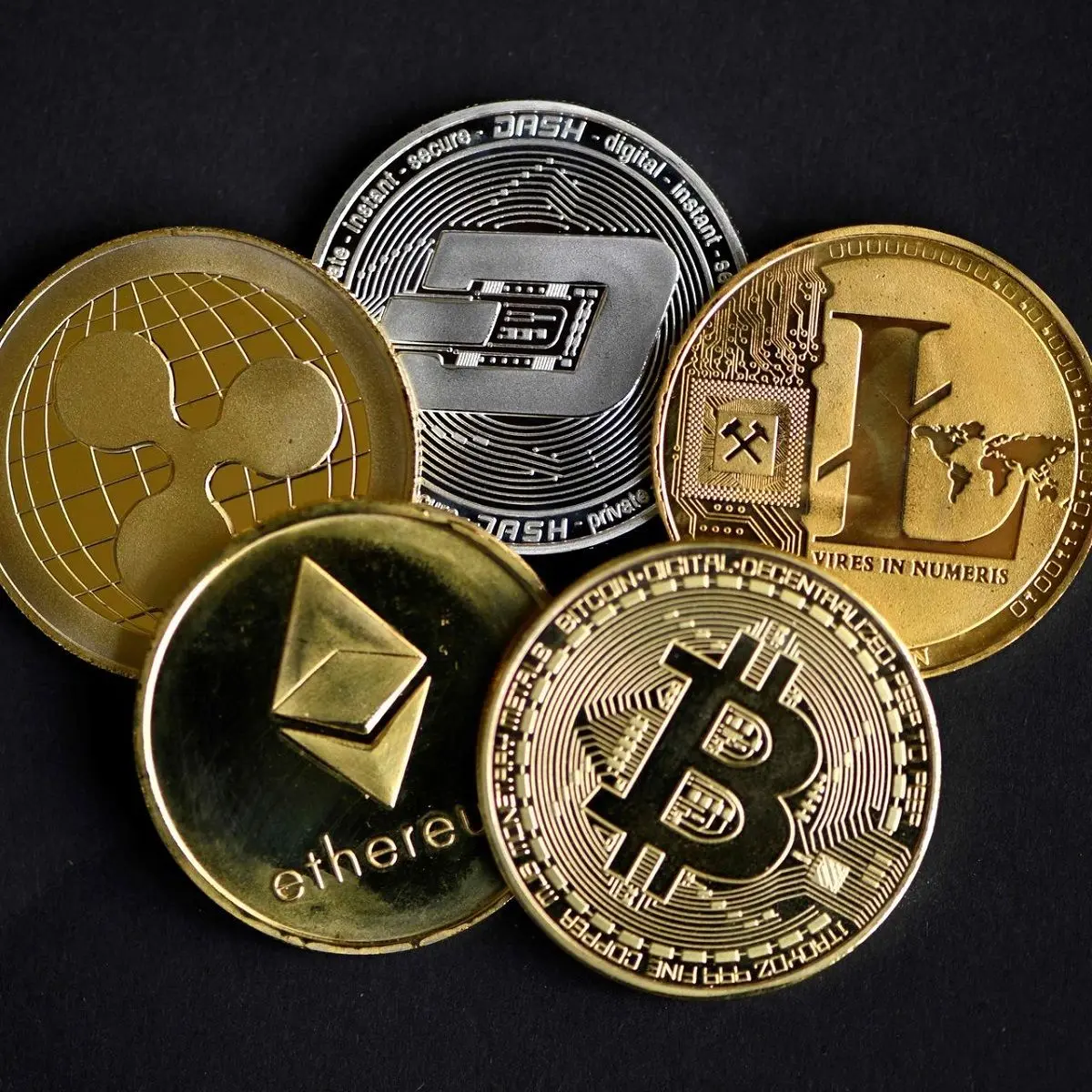قیمت بیت کوین و ارزهای دیجیتال ۲۹ فروردین ۱۴۰۲ اعلام شد