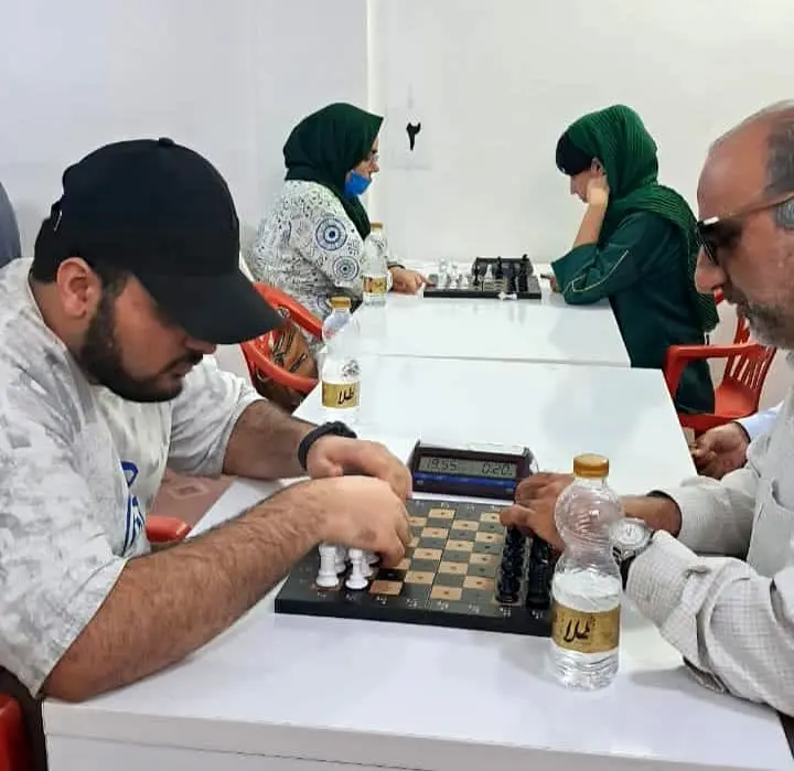 پایان رقابت شطرنج روشندلان میناب با معرفی نفرات برتر