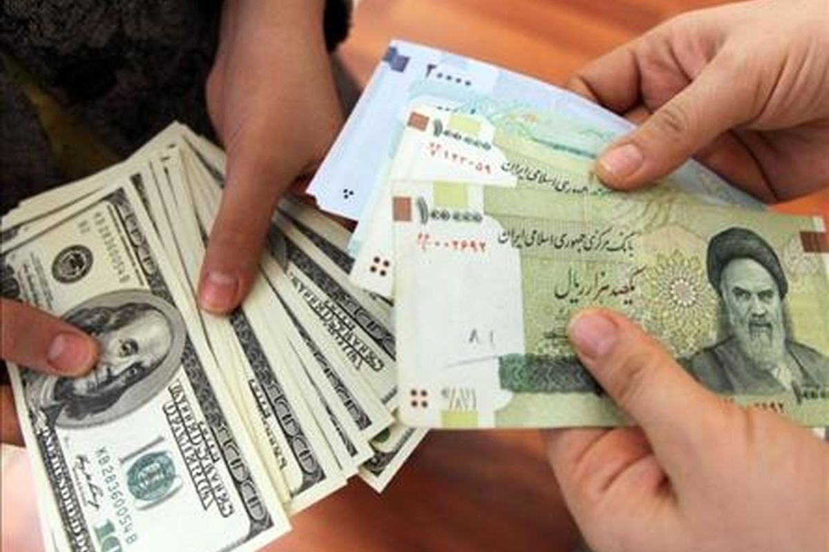 افت یک ریالی دلار دولتی + جدول قیمت