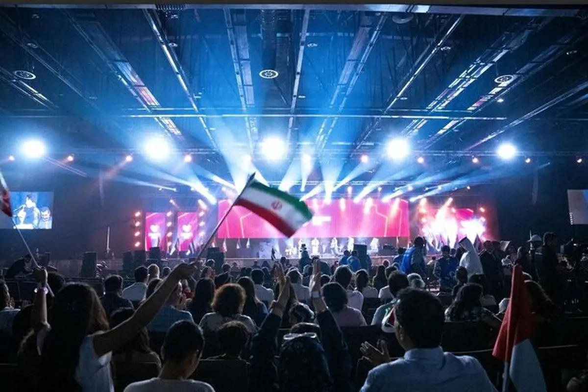 جشنواره «امارات، ایران را دوست دارد» با اجرای همایون شجریان در دبی برگزار شد