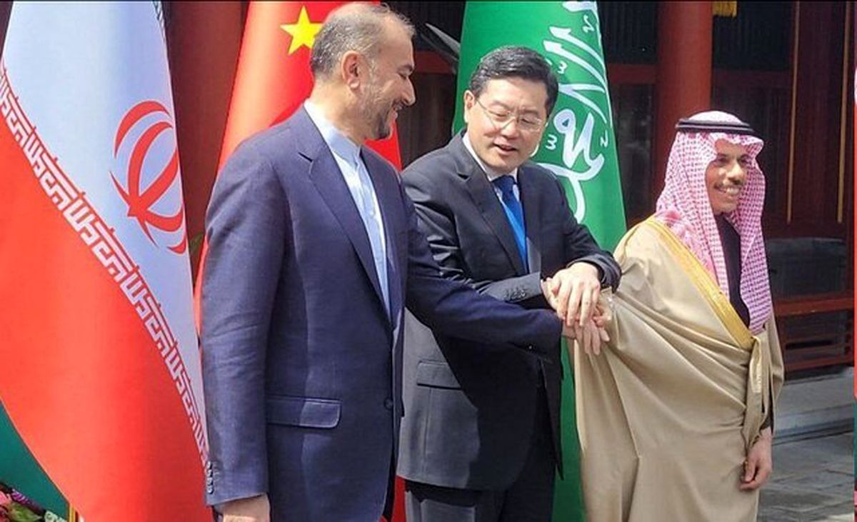 وزرای خارجه ایران و عربستان در چین بایکدیگر دیدار کردند