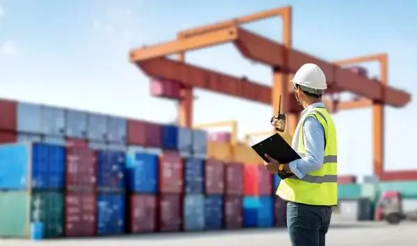 بیش از ۱۱ میلیون تُن کالای اساسی از گمرکات خوزستان ترخیص شد