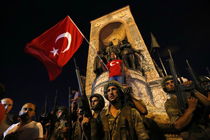 «آکین اوزتورک» در صورت پیروزی کودتای ترکیه رئیس جمهور می‌شد