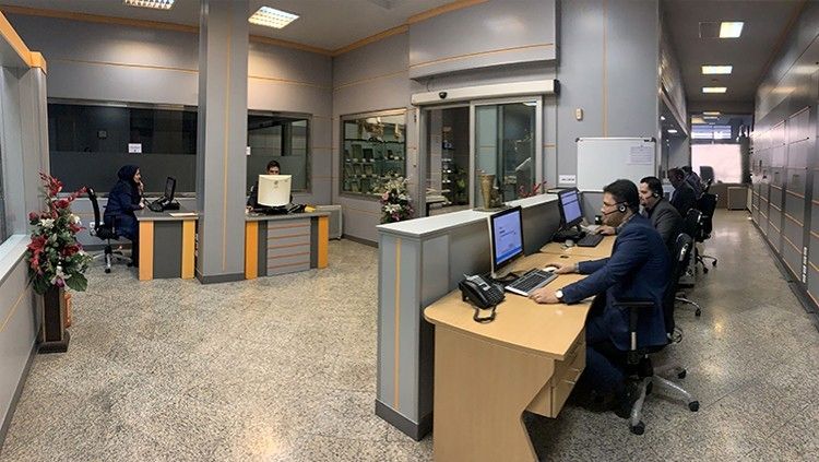 پاسخگویی 24 ساعته مرکز ارتباط با مشتریان بانک ‌پاسارگاد (CRM)