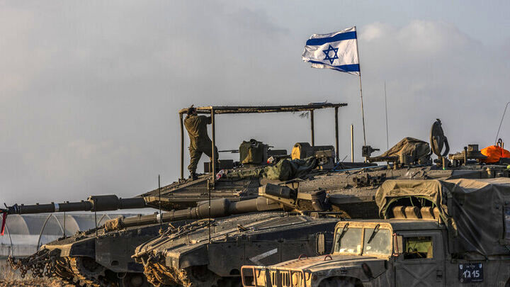تانک‌های اسرائیلی نزدیک مرز مصر مستقر شدند