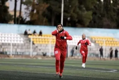 پرسپولیس در فوتبال زنان چهارمین برد را کسب کرد