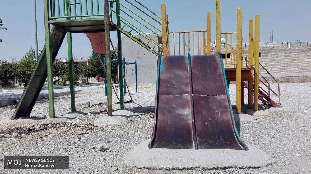 سلامت کودکان در پارک‌های شهر دهدشت در خطر است