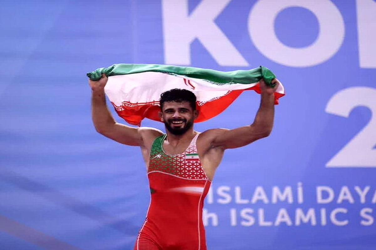 محمدرضا رستمی در کشتی فرنگی قهرمانی آسیا مدال نقره گرفت