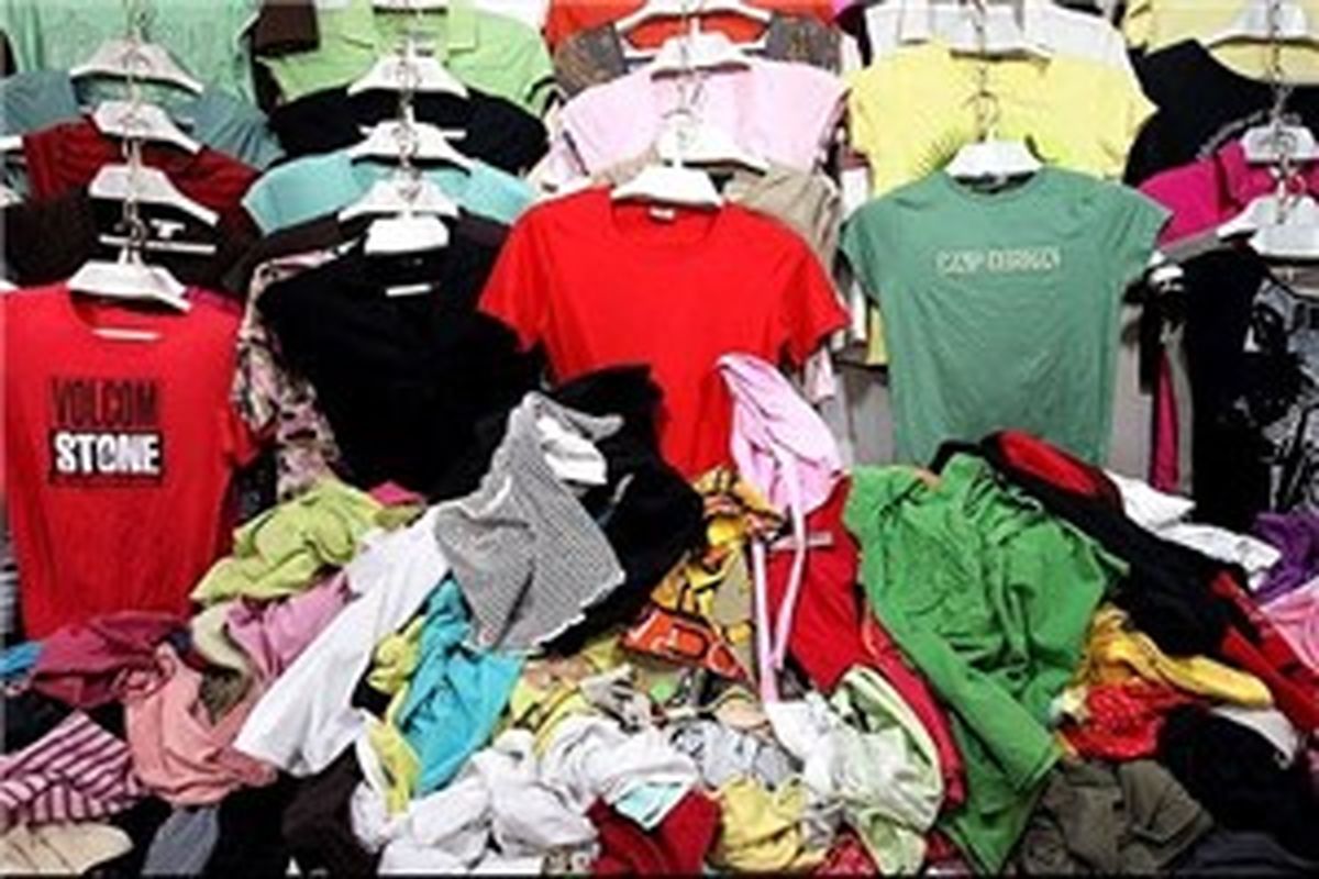 لباس های خارجی قاچاق به بازار شب عید نرسید